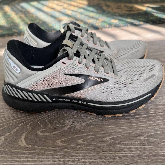 Brooks Adrenaline GTS 22 Road Running Shoes Size 8.5 Women’s - Picture 2 of 13